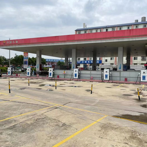 高速公路充電樁(圖2) 高速公路充電樁(圖2)